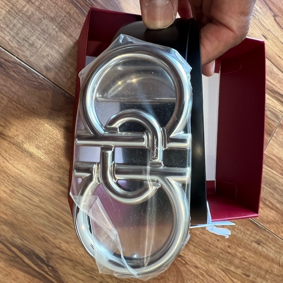 Stylish rare 2025 Ferragamo belt
